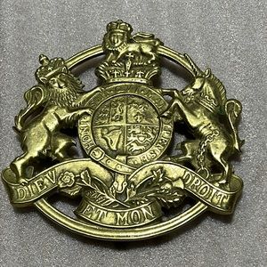 1953 Kings Arms Trivet with Lions and Horses by VA Metalcrafters